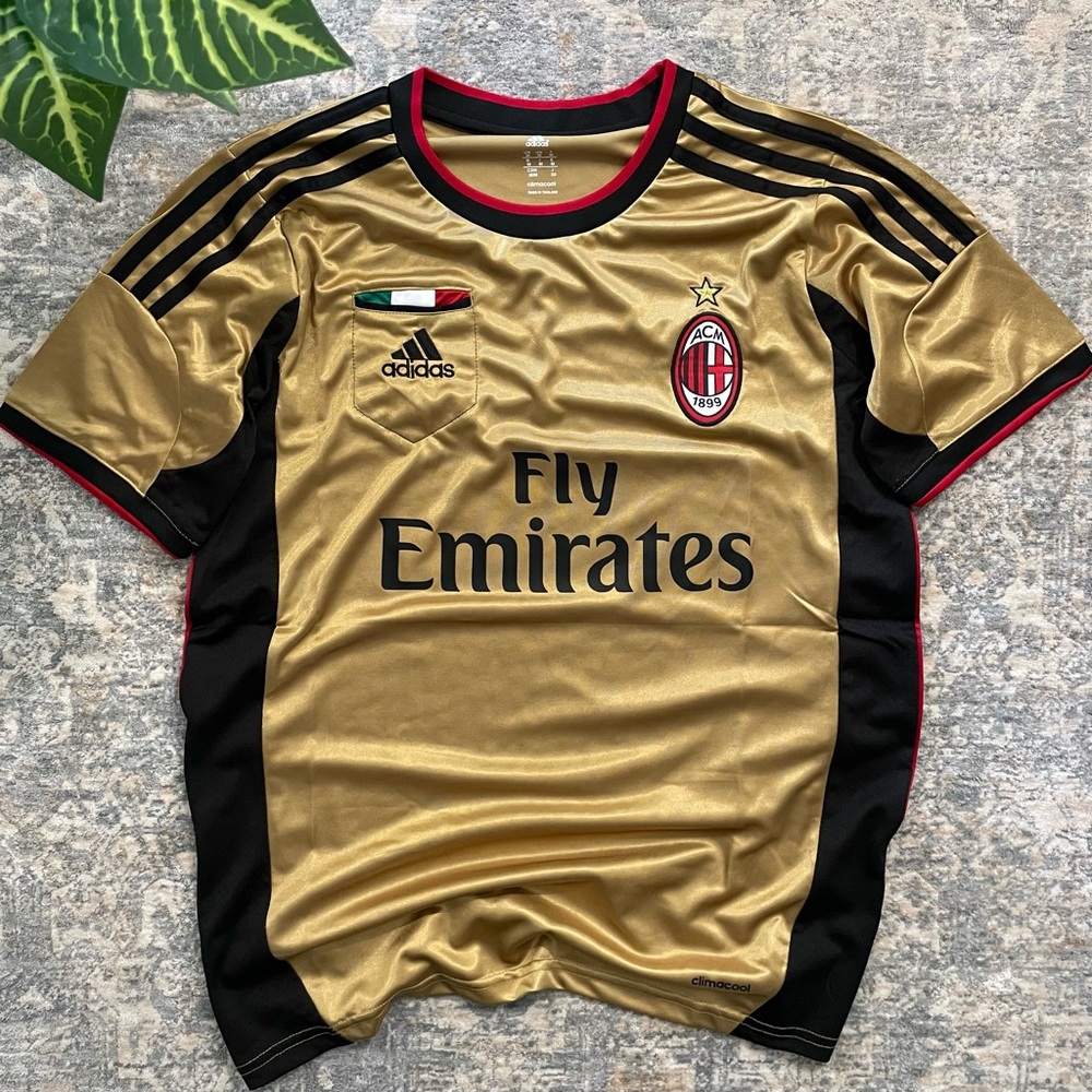 Vintage 2013 Adidas AC Milan Jersey Medium